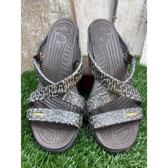 Crocs Women’s Size 10 Cyprus IV Sparkle Leopard Heels Sandals Brown Black - Picture 3 of 7